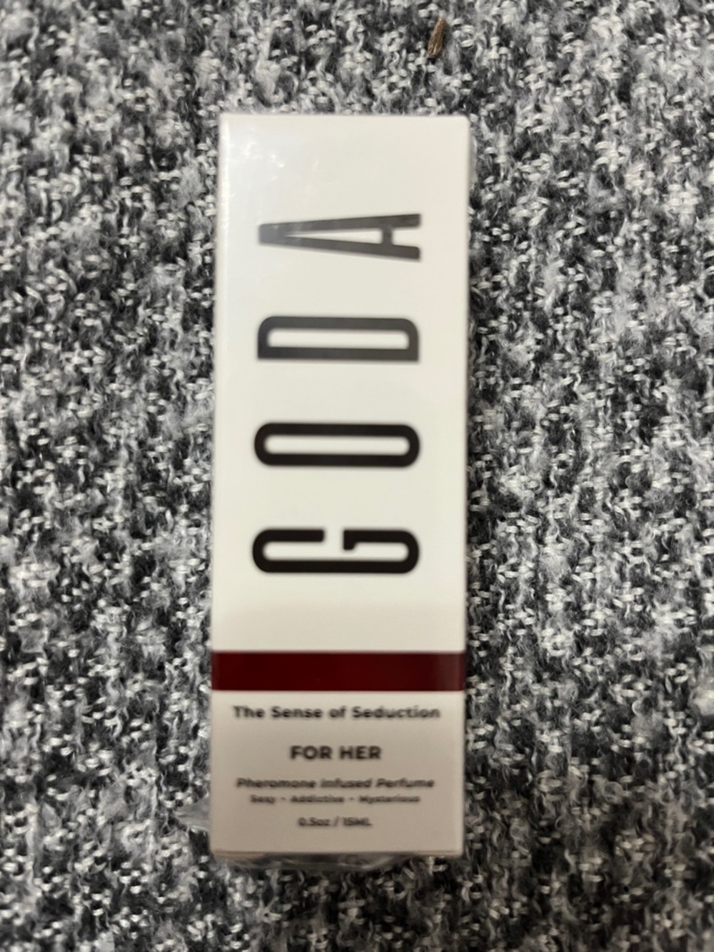 The Sense of Seduction For Her Pheromone Infused Perfume - White/Burgundy